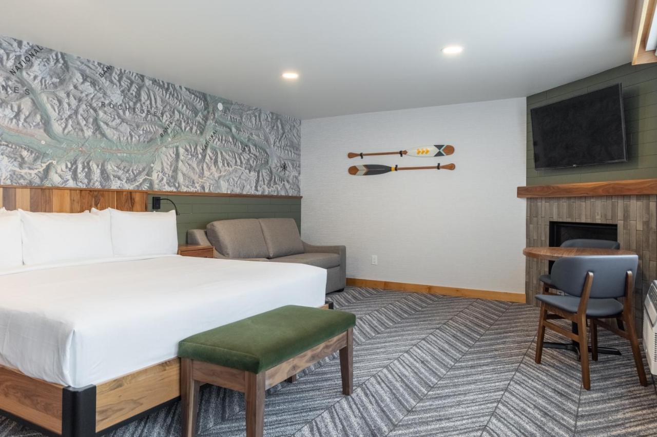 Hotel Canoe And Suites Banff Exterior foto