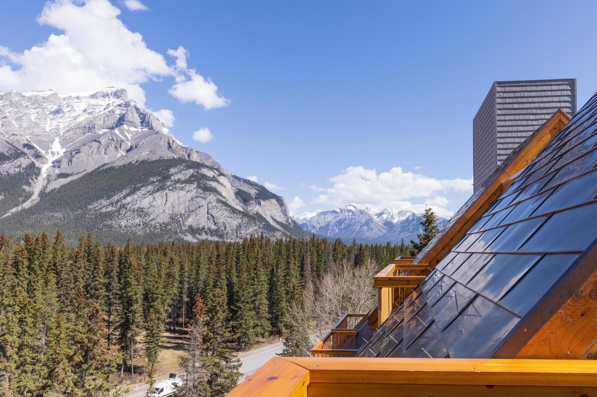 Hotel Canoe And Suites Banff Exterior foto
