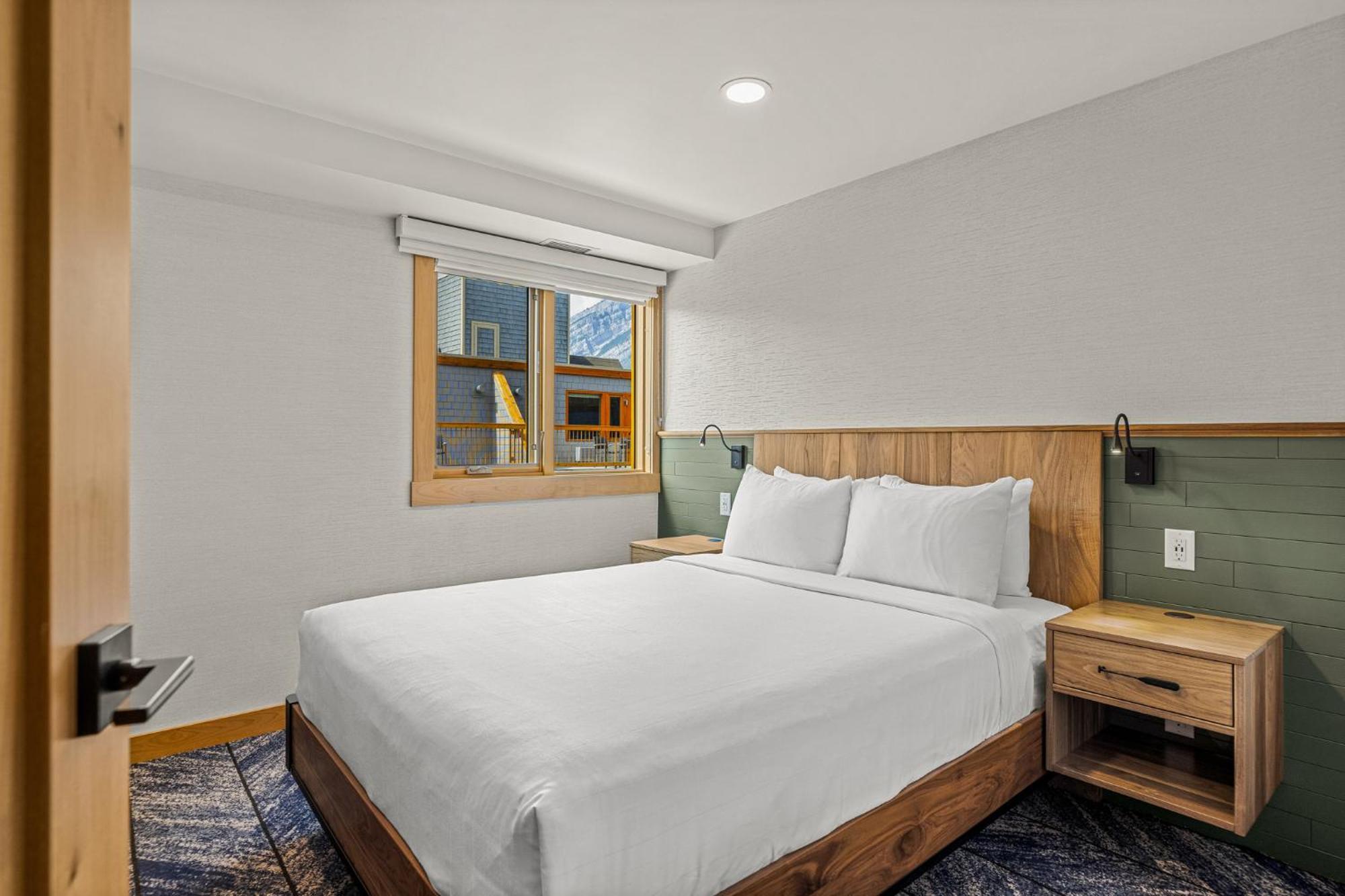 Hotel Canoe And Suites Banff Exterior foto