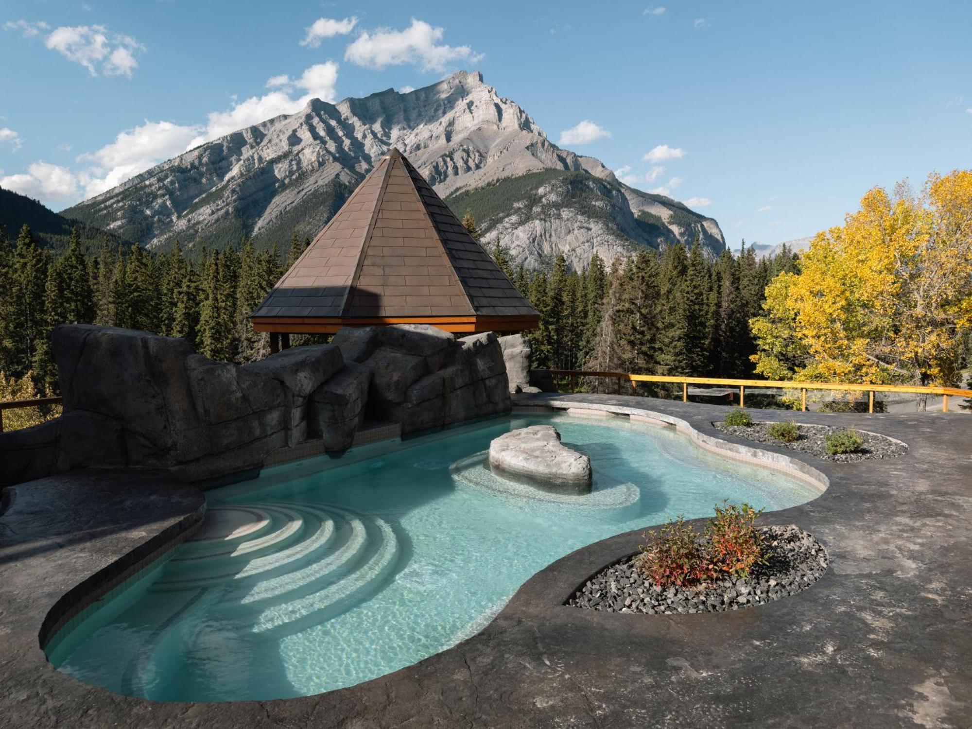 Hotel Canoe And Suites Banff Exterior foto